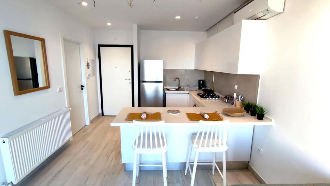 Ideal Jade De Luxe Apartment